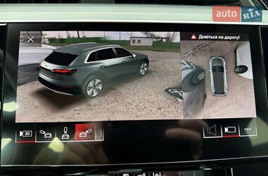 Внедорожник / Кроссовер Audi e-tron 2019 в 