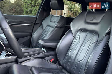 Внедорожник / Кроссовер Audi e-tron 2019 в 