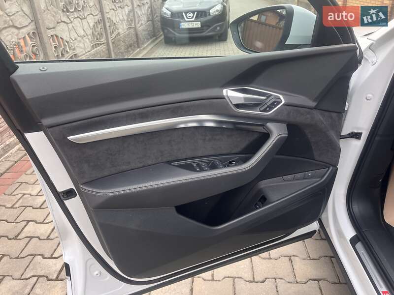 Внедорожник / Кроссовер Audi e-tron 2020 в Луцке