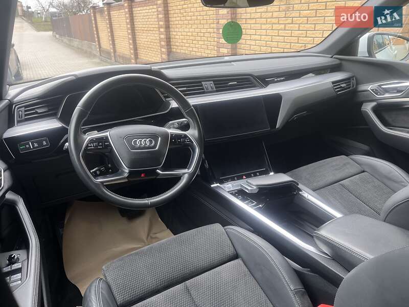Внедорожник / Кроссовер Audi e-tron 2020 в Луцке