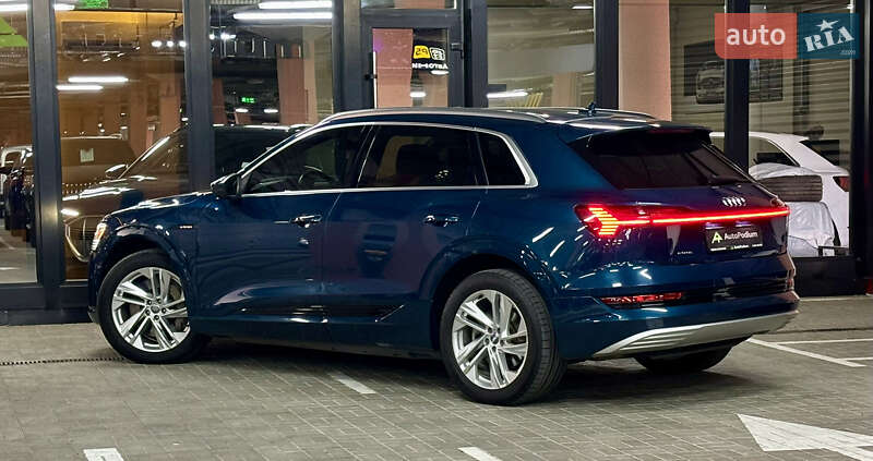 Внедорожник / Кроссовер Audi e-tron 2019 в Киеве