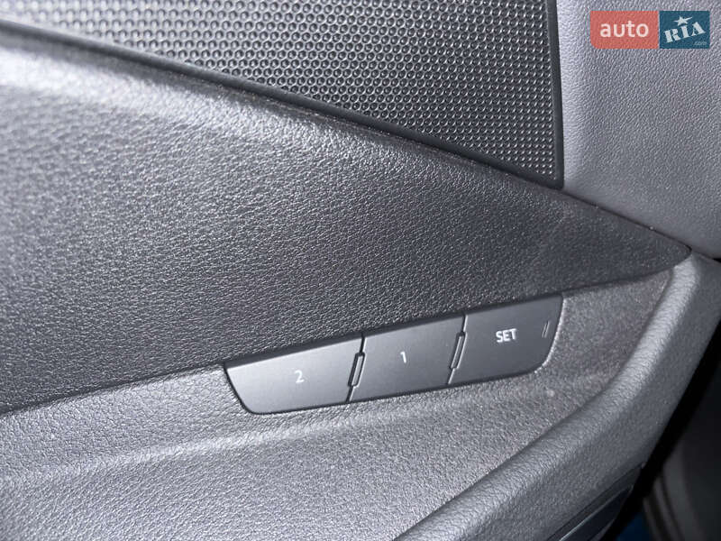 Внедорожник / Кроссовер Audi e-tron 2019 в Киеве