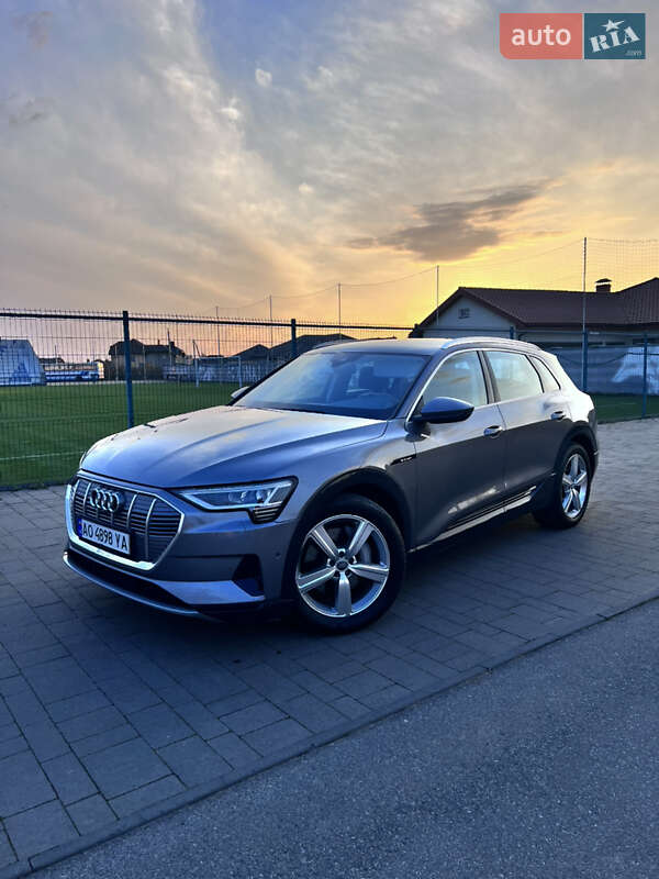 Внедорожник / Кроссовер Audi e-tron 2019 в Ужгороде фото 3 Внедорожник / Кроссовер Audi e-tron 2019 в Ужгороде