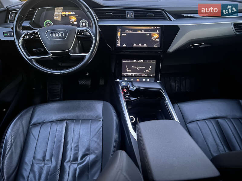 Внедорожник / Кроссовер Audi e-tron 2019 в Ужгороде фото 36 Внедорожник / Кроссовер Audi e-tron 2019 в Ужгороде