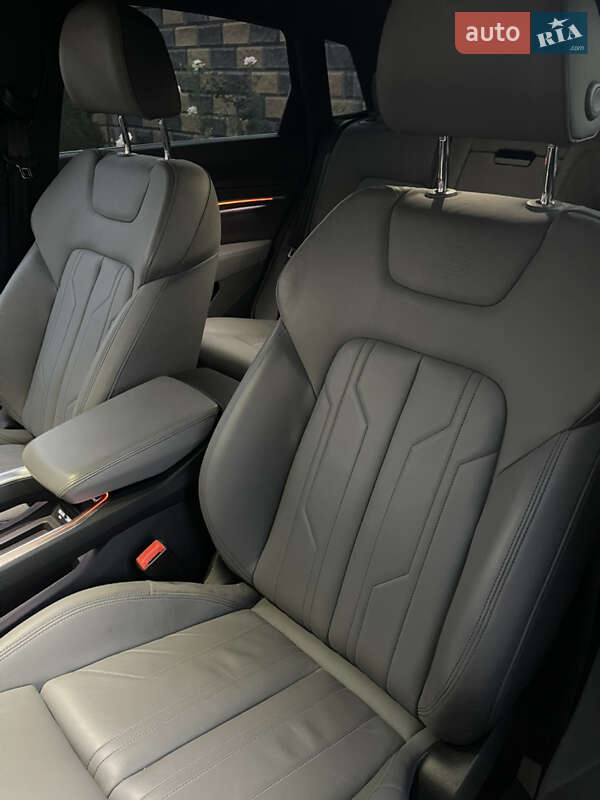 Позашляховик / Кросовер Audi e-tron 2019 в Рівному
