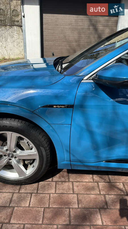Внедорожник / Кроссовер Audi e-tron 2019 в Львове