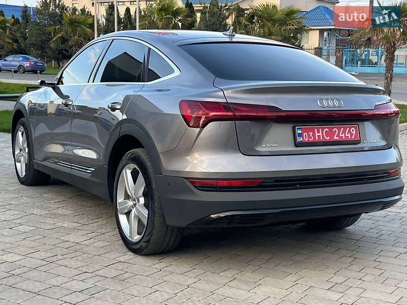 Внедорожник / Кроссовер Audi e-tron 2020 в Ужгороде
