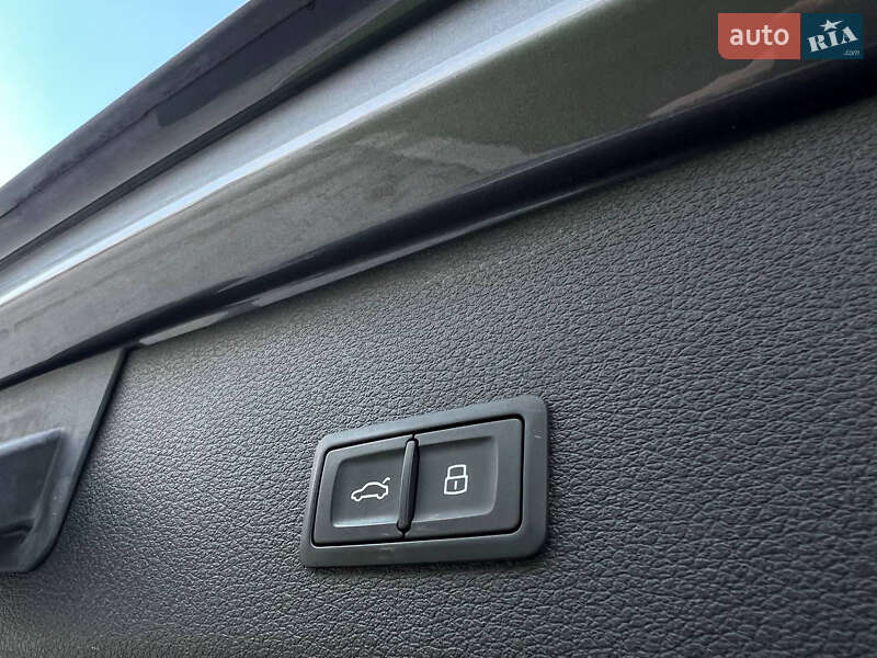 Внедорожник / Кроссовер Audi e-tron 2020 в Ужгороде
