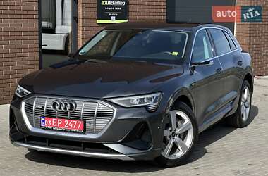 Позашляховик / Кросовер Audi e-tron 2021 в Луцьку