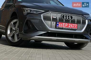 Внедорожник / Кроссовер Audi e-tron 2021 в 