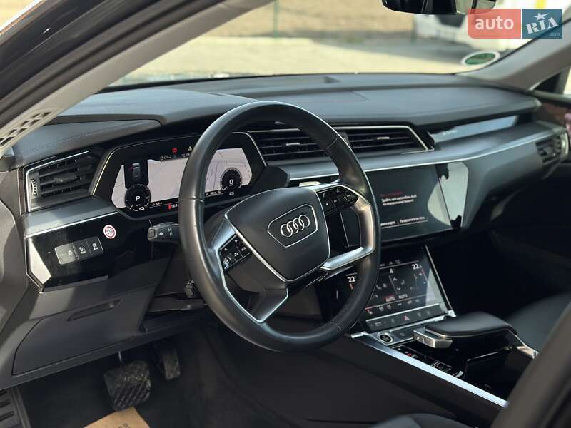 Внедорожник / Кроссовер Audi e-tron 2021 в Луцке