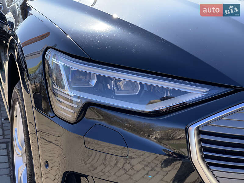 Внедорожник / Кроссовер Audi e-tron 2019 в Бердичеве