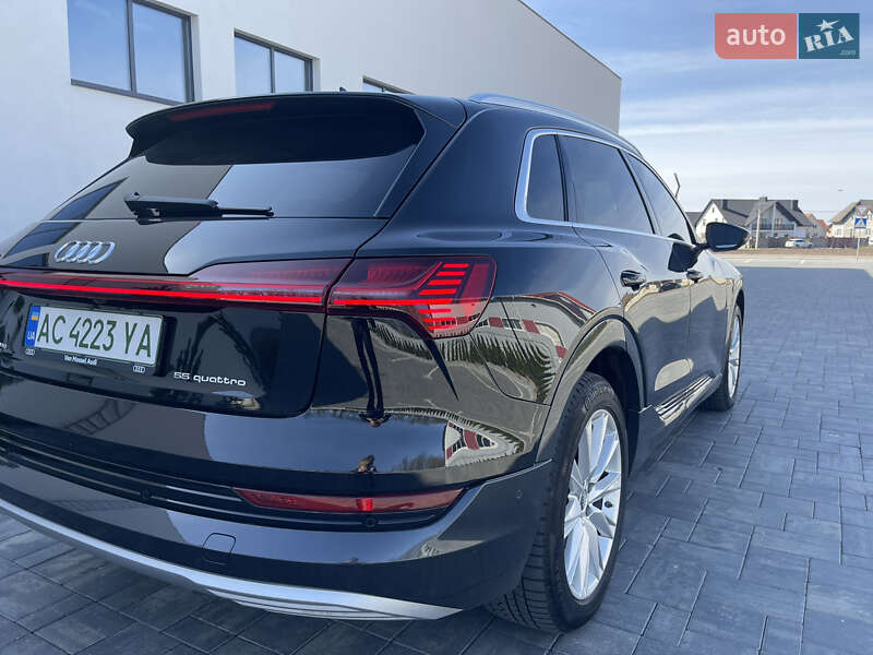 Позашляховик / Кросовер Audi e-tron 2019 в Луцьку