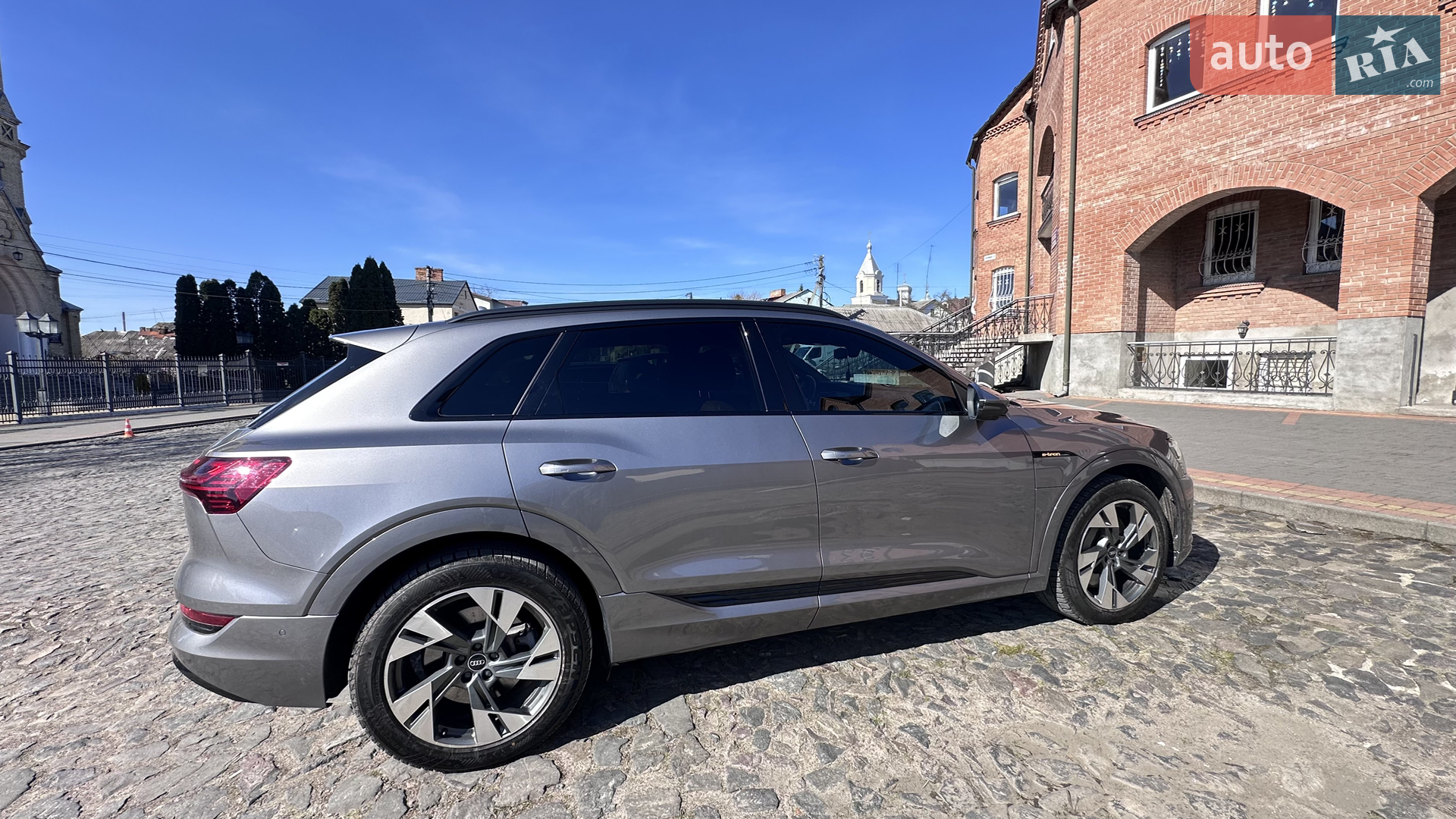 2021 Audi e-tron - мініатюра 10
