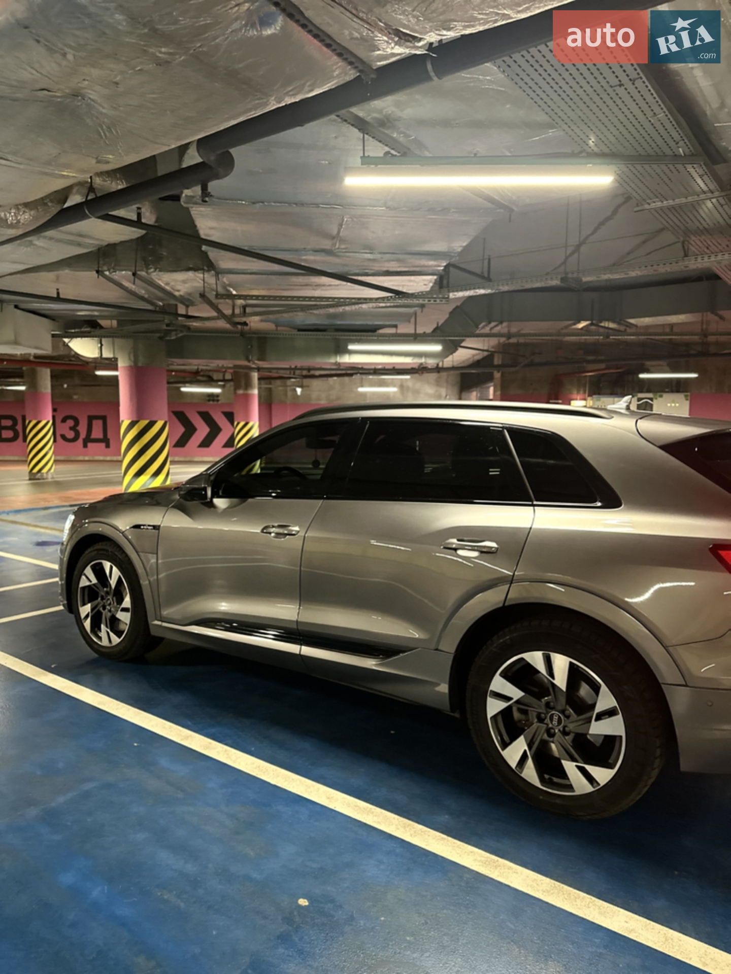 2021 Audi e-tron - мініатюра 27