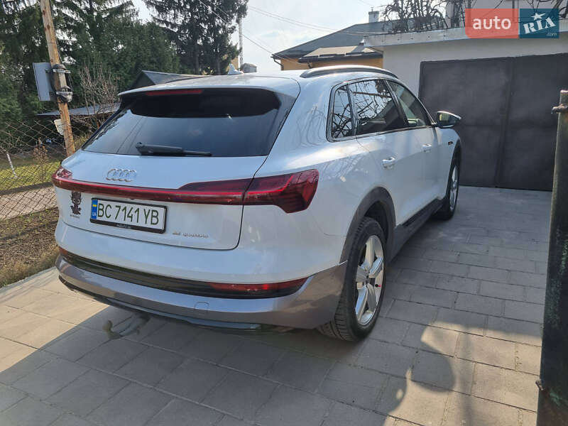 Внедорожник / Кроссовер Audi e-tron 2019 в Львове