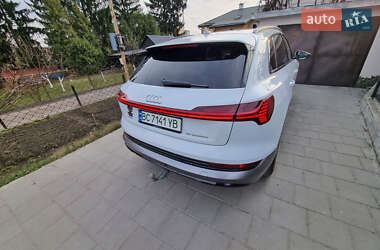 Внедорожник / Кроссовер Audi e-tron 2019 в 