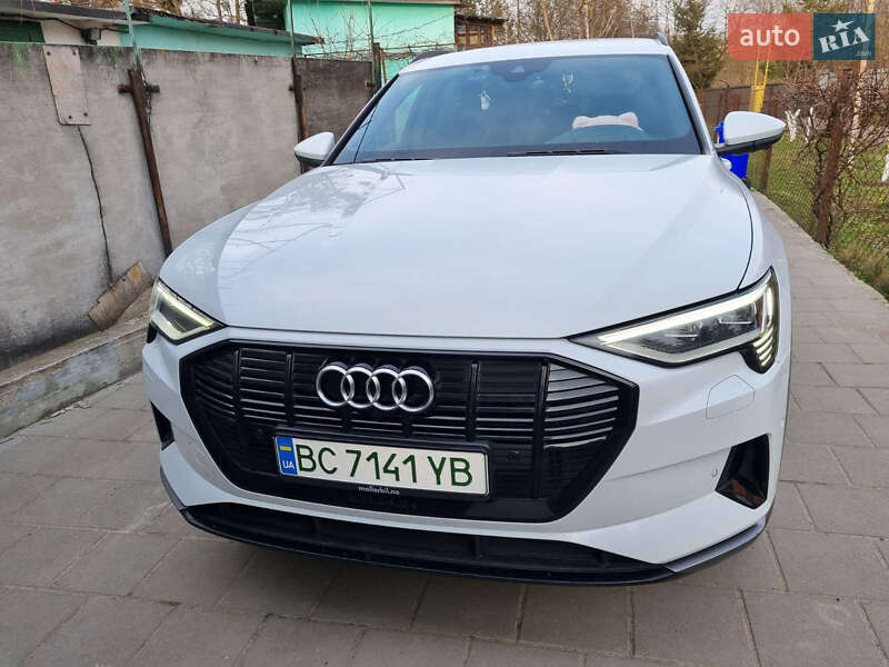 Внедорожник / Кроссовер Audi e-tron 2019 в Львове