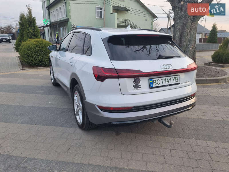 Внедорожник / Кроссовер Audi e-tron 2019 в Львове