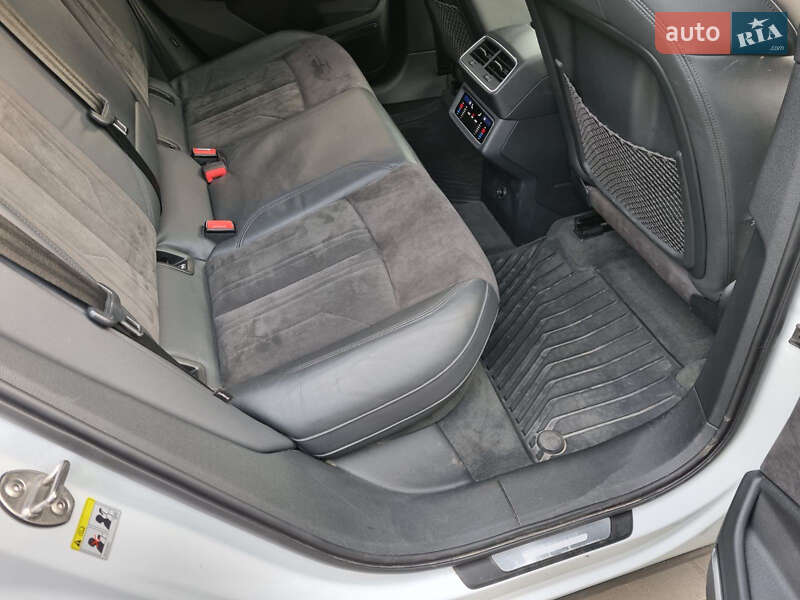 Внедорожник / Кроссовер Audi e-tron 2019 в Львове