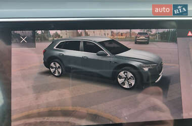 Внедорожник / Кроссовер Audi e-tron 2019 в 