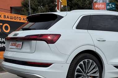 Внедорожник / Кроссовер Audi e-tron 2019 в 