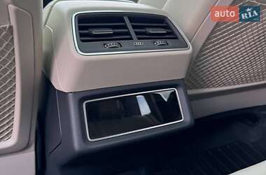 Внедорожник / Кроссовер Audi e-tron 2019 в 