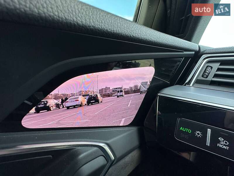 Внедорожник / Кроссовер Audi e-tron 2020 в Киеве