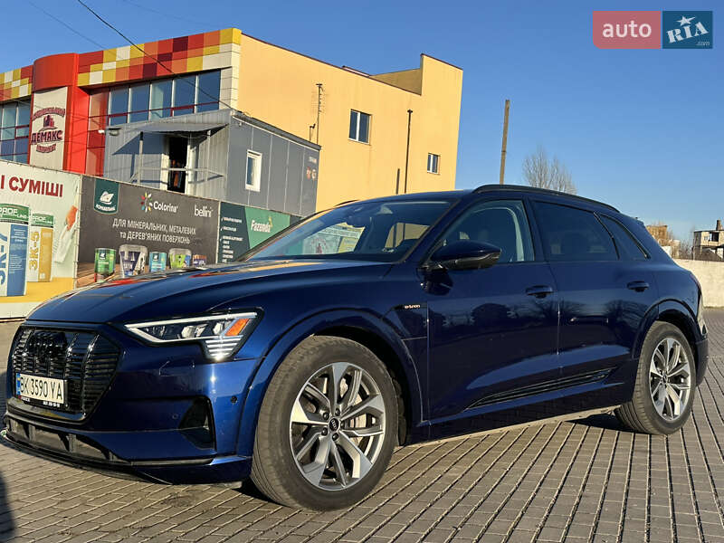 Внедорожник / Кроссовер Audi e-tron 2020 в Ровно