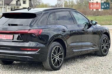 Внедорожник / Кроссовер Audi e-tron 2019 в 