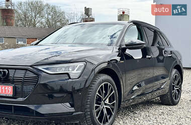 Внедорожник / Кроссовер Audi e-tron 2019 в 