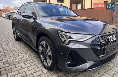 Позашляховик / Кросовер Audi e-tron 2020 в 