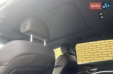 Позашляховик / Кросовер Audi e-tron 2020 в 
