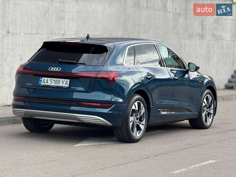 Внедорожник / Кроссовер Audi e-tron 2019 в Киеве