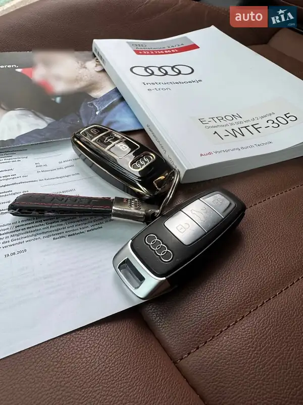 Внедорожник / Кроссовер Audi e-tron 2019 в Киеве документ