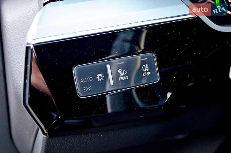 Внедорожник / Кроссовер Audi e-tron 2019 в Ивано-Франковске
