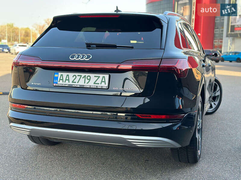 Внедорожник / Кроссовер Audi e-tron 2019 в Киеве