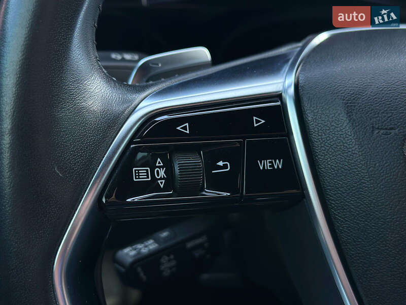 Внедорожник / Кроссовер Audi e-tron 2019 в Киеве