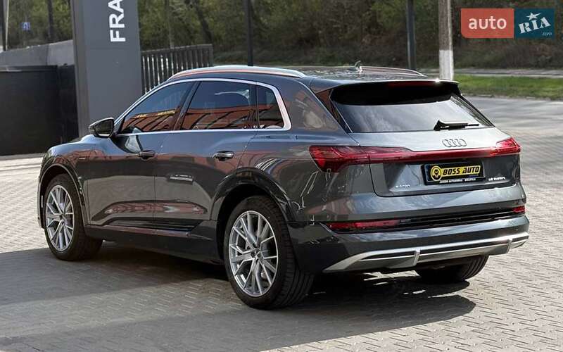 Внедорожник / Кроссовер Audi e-tron 2020 в Черновцах