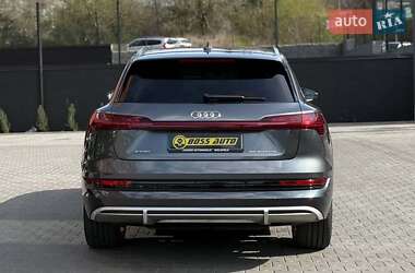 Внедорожник / Кроссовер Audi e-tron 2020 в 