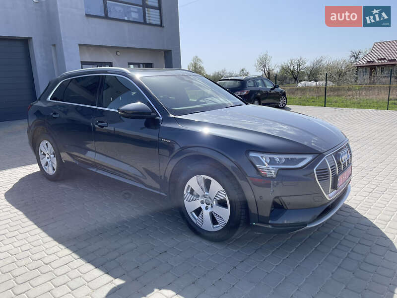 Внедорожник / Кроссовер Audi e-tron 2021 в Луцке