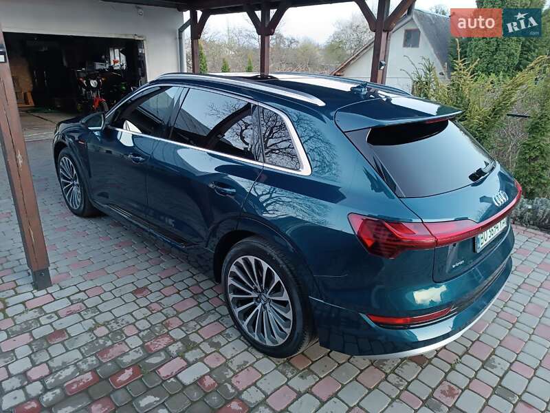 Внедорожник / Кроссовер Audi e-tron 2019 в Тернополе