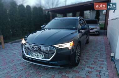 Внедорожник / Кроссовер Audi e-tron 2019 в 