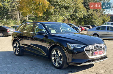 Внедорожник / Кроссовер Audi e-tron 2020 в 