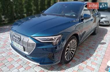 Внедорожник / Кроссовер Audi e-tron 2019 в 