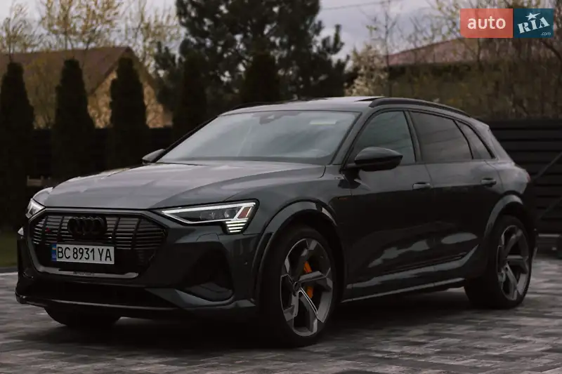Audi e-tron