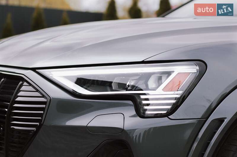 Внедорожник / Кроссовер Audi e-tron 2022 в Львове