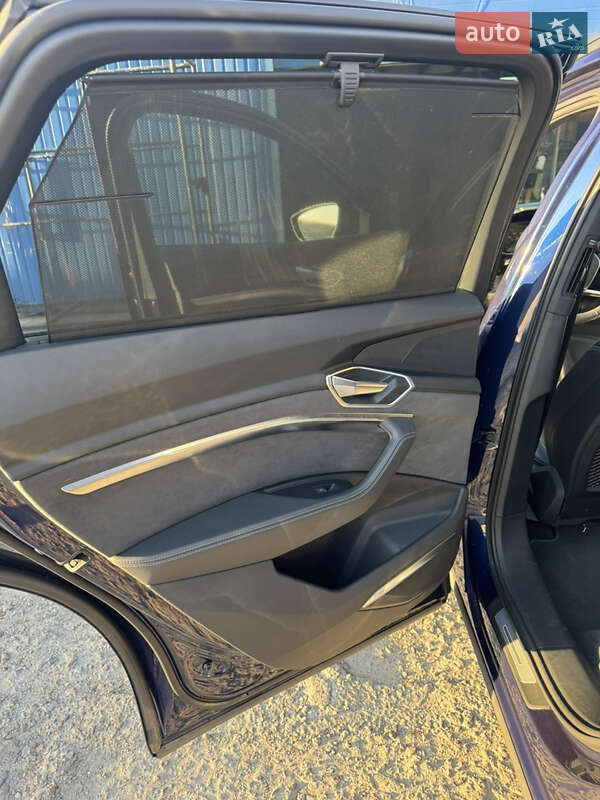 Внедорожник / Кроссовер Audi e-tron 2022 в Переяславе фото 7 Внедорожник / Кроссовер Audi e-tron 2022 в Переяславе