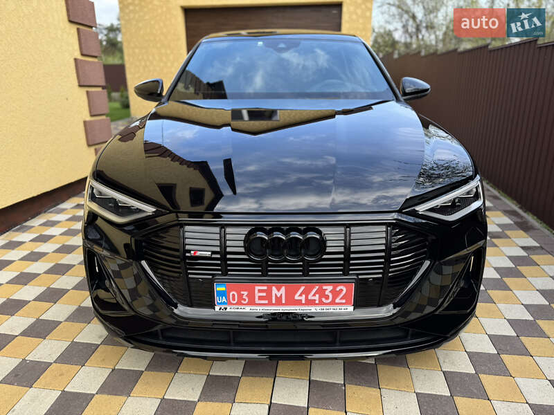 Внедорожник / Кроссовер Audi e-tron 2022 в Золочеве