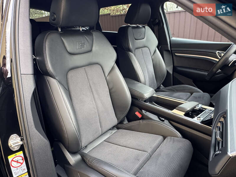 Внедорожник / Кроссовер Audi e-tron 2022 в Золочеве